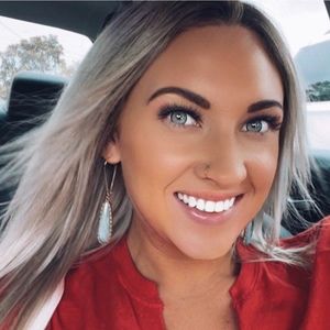 Meet your Posher, Sydney